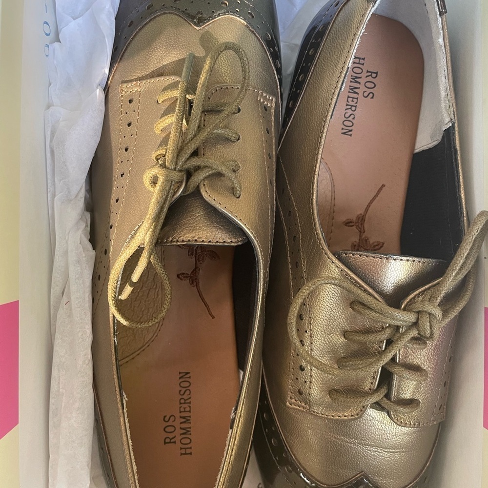 Ros Hommerson walking flats